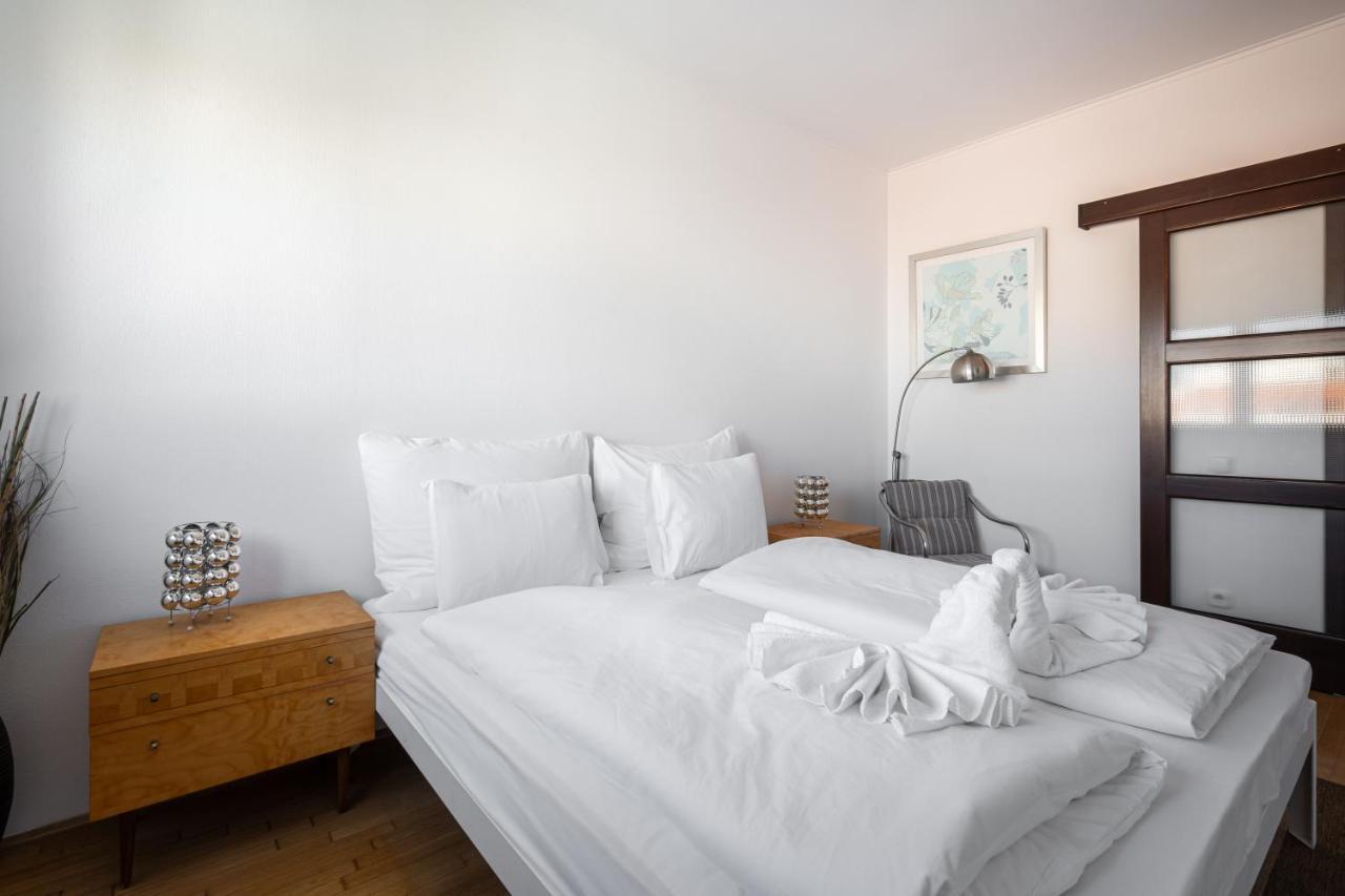 Apartment Panoramic Penthouse With Rooftop Terrace & Parking For 2 Cars *